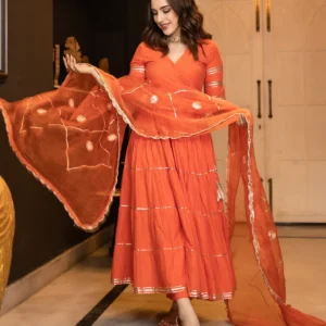 Neria Gotapatti Tier Suit Set